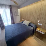 2ª Linea Playa Agustina Aragon * Salou