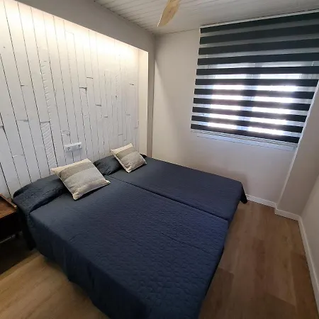 Apartamento 2ª Línea Playa Agustina Aragon *